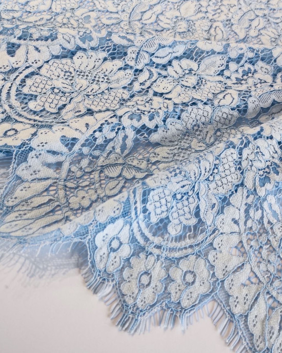 Мереживо Valentino, купон, блакитний